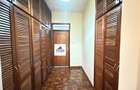 5 Bed House with En Suite in Runda - 14