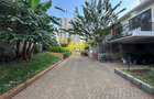 4 Bed Townhouse in Parklands - 14