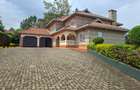 5 Bed House with En Suite in Nyari - 1