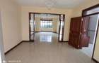 4 Bed Townhouse with En Suite in Lavington - 1