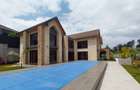 4 Bed House with En Suite in Runda - 8