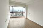 3 Bed Apartment with En Suite at Riverside - 9