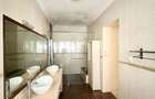 4 Bed Townhouse with En Suite at Riverside Drive - 14