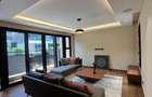 4 Bed House with En Suite in Lavington - 3