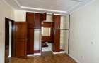 4 Bed Townhouse with En Suite at Valley Arcade - 8