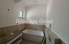 3 Bed House with En Suite in Rosslyn - 9