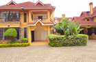 5 Bed Townhouse with En Suite at Lavington Green - 17