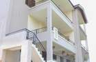 3 Bed Townhouse with En Suite at Gataka Road - 8