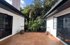 4 Bed Townhouse with En Suite at Riverside Dr - 10