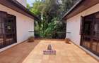 4 Bed Townhouse with En Suite at Riverside Dr - 8