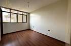 3 Bed Apartment with En Suite in Parklands - 14