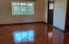 5 Bed House with En Suite in Runda - 11