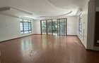 5 Bed Townhouse with En Suite in Runda - 11