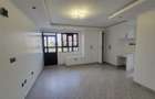 6 Bed House with En Suite in Membley - 11