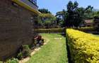 5 Bed Townhouse with En Suite in Lavington - 2