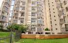 3 Bed Apartment with En Suite at Riverside Drive - 18