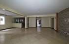 4 Bed Apartment with En Suite at 3Rd Parklands - 2
