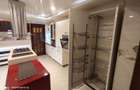 5 Bed Townhouse with En Suite in Lavington - 6