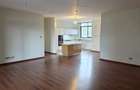 3 Bed Apartment with En Suite at Parklands - 15