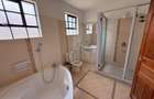 3 Bed Apartment with En Suite in Riverside - 16