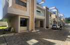 5 Bed Townhouse with En Suite in Lavington - 1