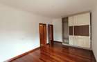 5 Bed Townhouse with En Suite in Kileleshwa - 15