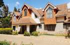 4 Bed Townhouse with En Suite at Lavington - 1