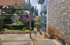 5 Bed House with En Suite in Lavington - 4