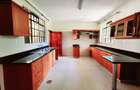 4 Bed Townhouse with En Suite at Lavington - 12
