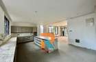4 Bed Townhouse with En Suite in Runda - 3