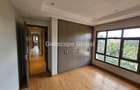 3 Bed Apartment with En Suite in Riverside - 3