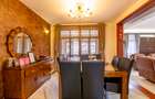 5 Bed Townhouse with En Suite in Lavington - 6