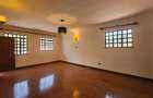 4 Bed House with En Suite in Lavington - 13