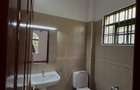 5 Bed Townhouse with En Suite at Kitisuru - 12