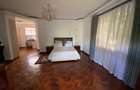 5 Bed House with En Suite in Runda - 11