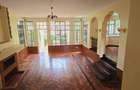 5 Bed Townhouse with En Suite at Lavington - 7