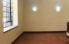 5 Bed Townhouse with En Suite in Lavington - 4