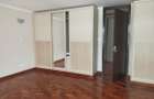 3 Bed Apartment with En Suite in Riverside - 8