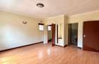 5 Bed Townhouse with En Suite in Lavington - 7