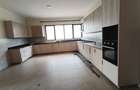 5 Bed Townhouse with En Suite at Kibagare Way - 9