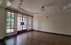 6 Bed Townhouse with En Suite in Lavington - 14