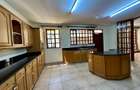 3 Bed Apartment with En Suite at Lavington - 12