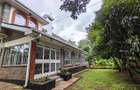 4 Bed Townhouse with Swimming Pool in Riverside - 20