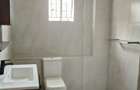 4 Bed House with En Suite at Rosslyn - 17