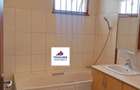 5 Bed Townhouse with En Suite at Grevellea Grove - 7