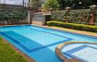 2 Bed Apartment with En Suite at Lavington - 18