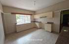 4 Bed House with Garden in Rosslyn - 16