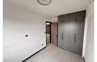 2 Bed Apartment with En Suite in Kilimani - 12
