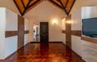 5 Bed House with En Suite in Karen - 7