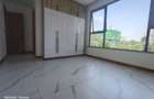 2 Bed Apartment with En Suite at Peponi Road - 6